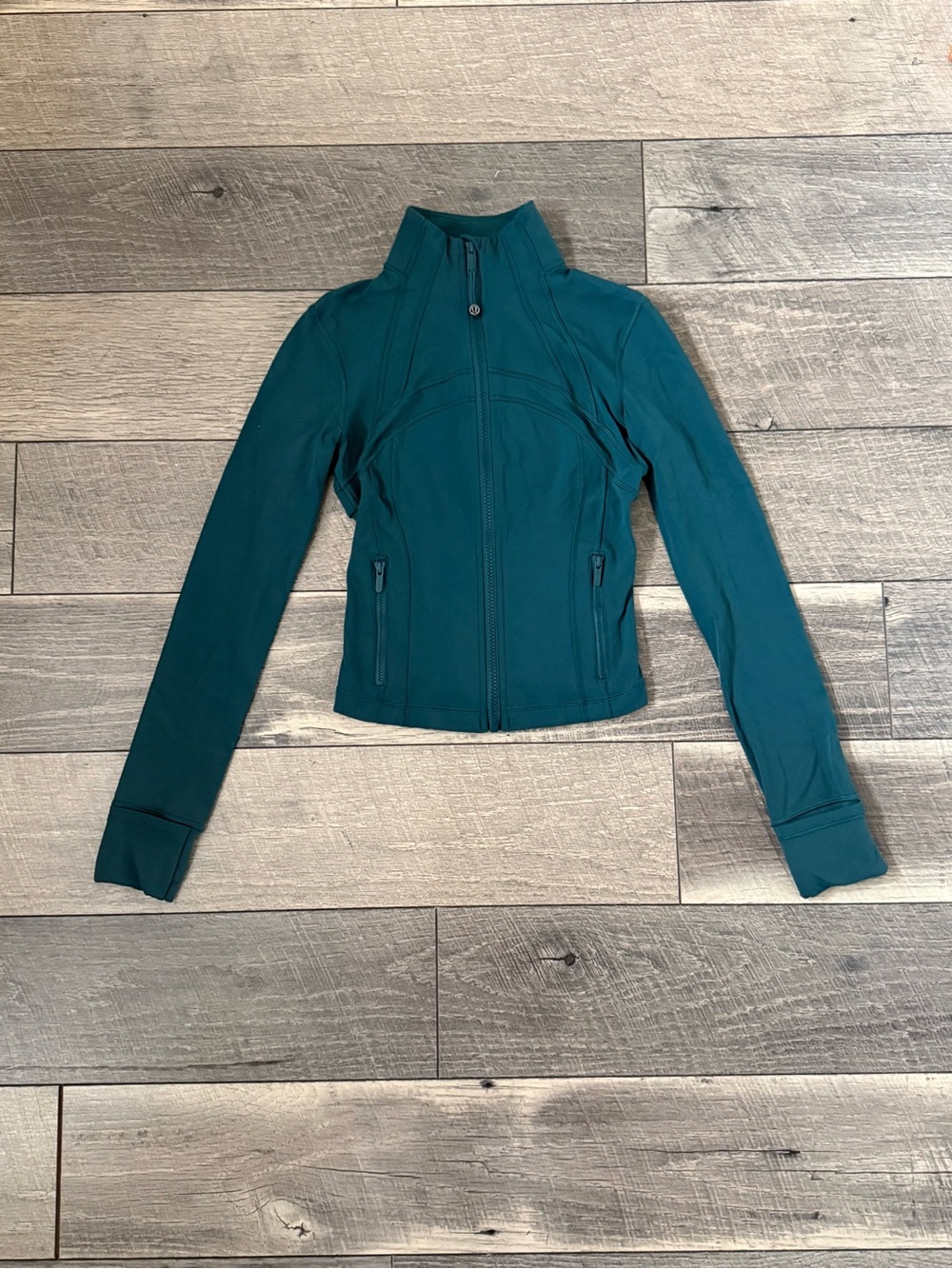 NWOT Lululemon Cropped Define Jacket